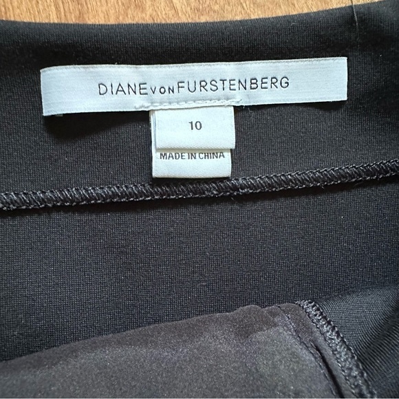 Diane Von Furstenberg | DVF Black Skirt Size 10 - Picture 4 of 7